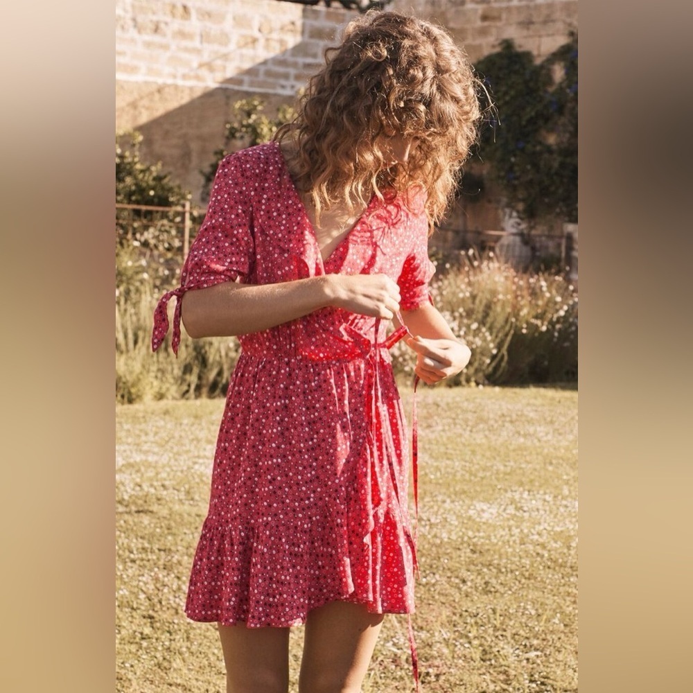 Auguste the label / Daphne crop sleeve wrap floral Mini Dress Red Sz 2